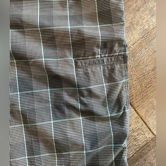 PGA Tour Shorts Plaid and Check Gray Suze 36 - Picture 6 of 8